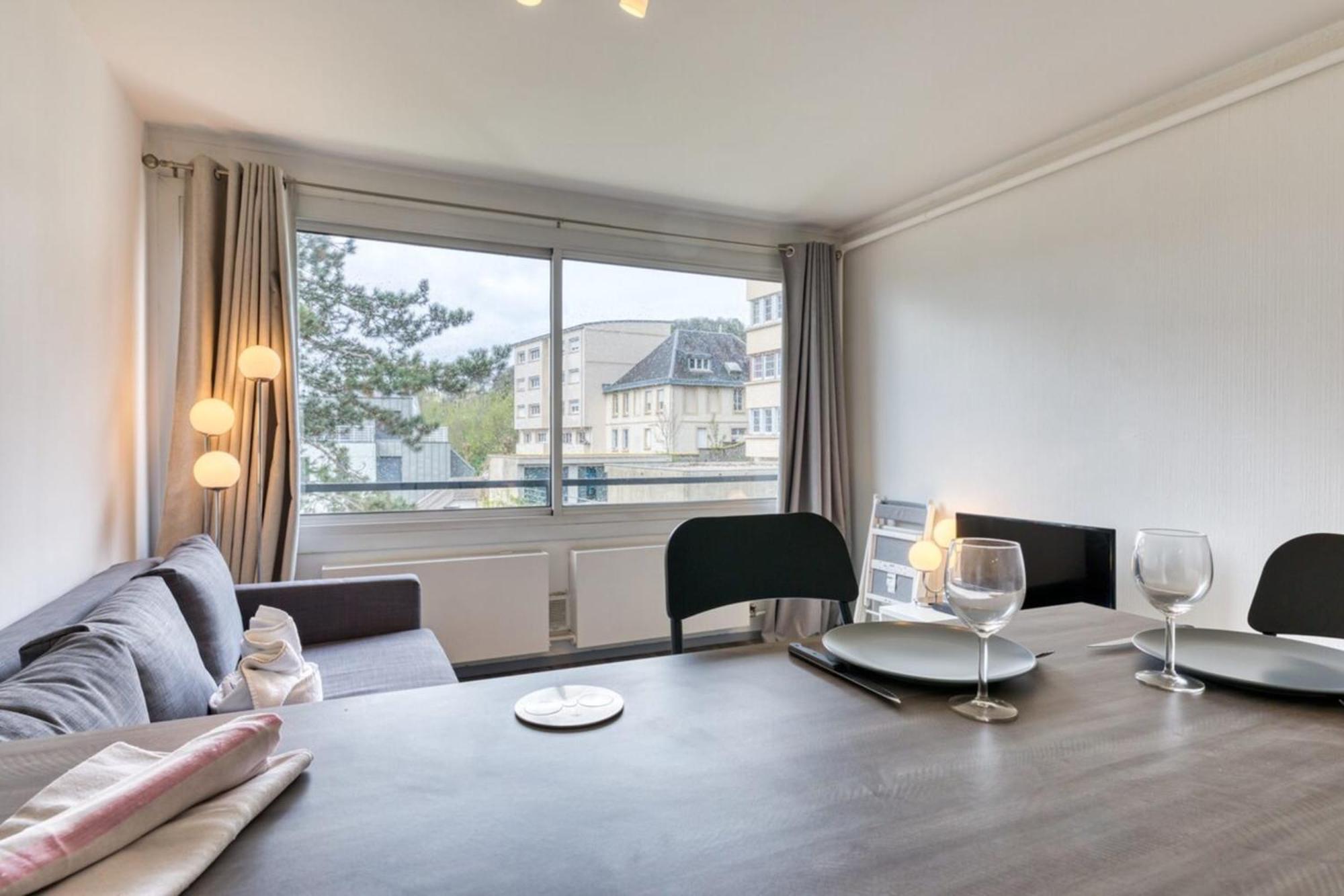 Olivia Studio Avec Place De Parking Rouen Dış mekan fotoğraf
